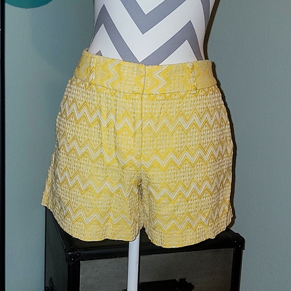 Ann Taylor tribal print shorts with front pockets - Picture 1 of 8